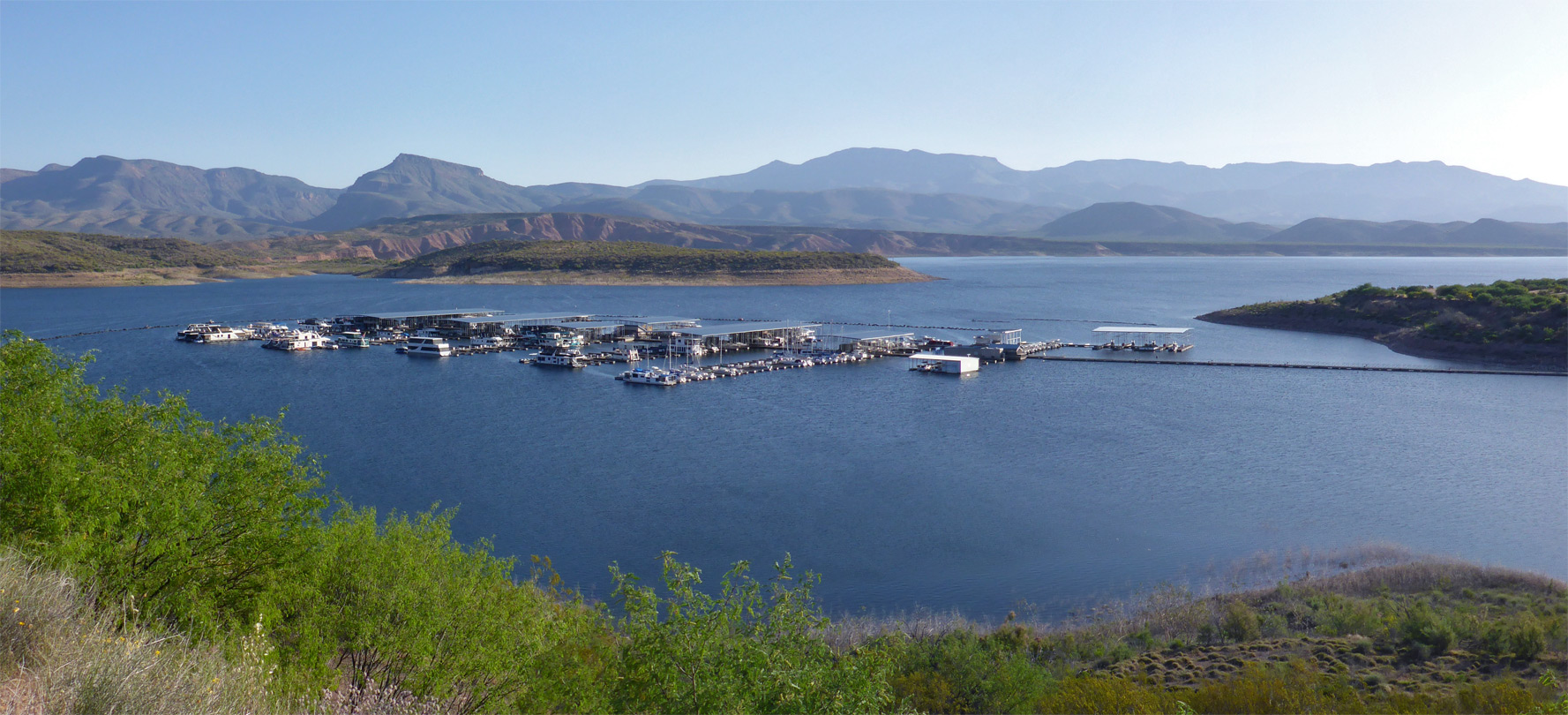 Roosevelt Lake Marina