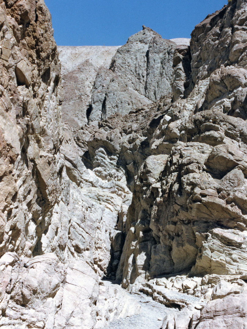 Dryfall in Gower Gulch: Golden Canyon, Death Valley National Park