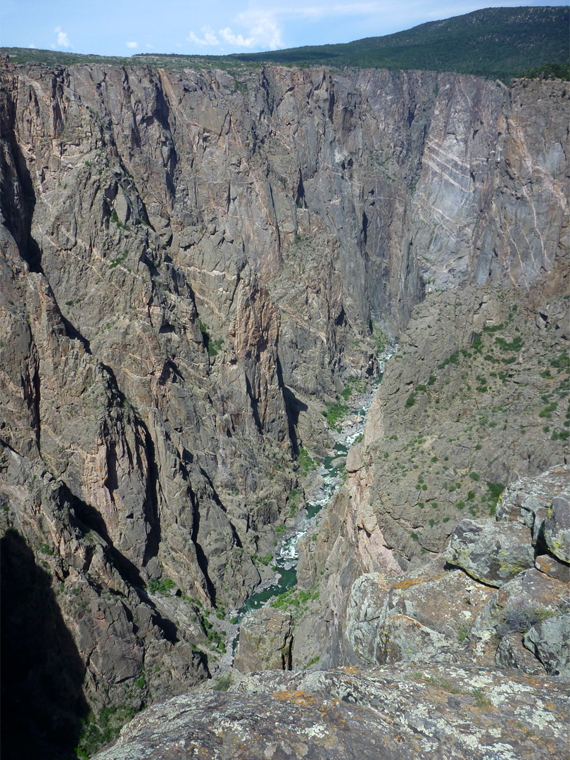 Cliffs opposite Narrows View