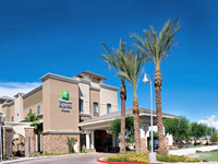 Holiday Inn Express Hotel & Suites Phoenix Glendale