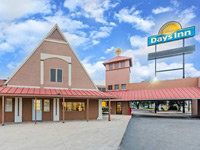Days Inn by Wyndham San Antonio Splashtown/AT&T Center