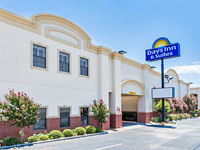 Days Inn & Suites by Wyndham Big Spring