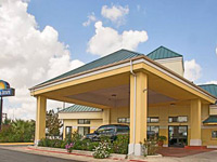 Days Inn by Wyndham San Antonio NW Medical Center