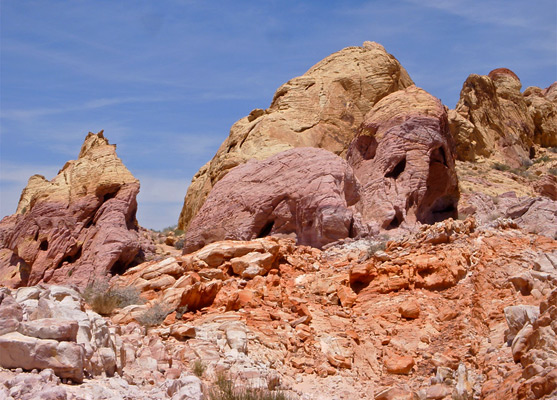 Rocks in the White Domes region