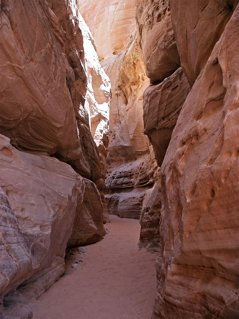 Slot canyon