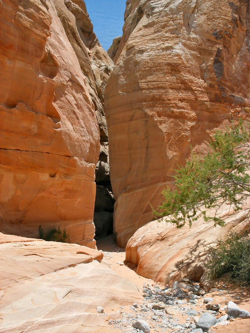 Slot canyon entrance