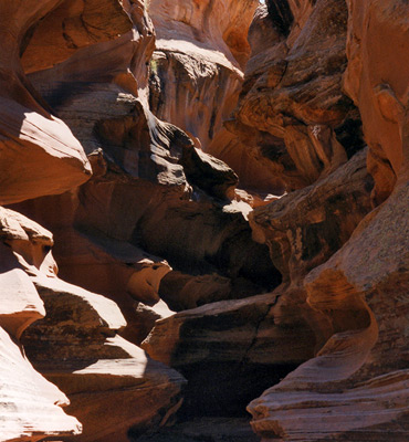 The easternmost narrows, Middle Water Holes Canyon