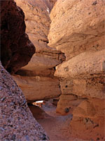 Narrowest part of Owl Canyon