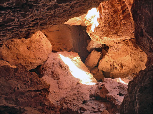 Short cave in Owl Canyon