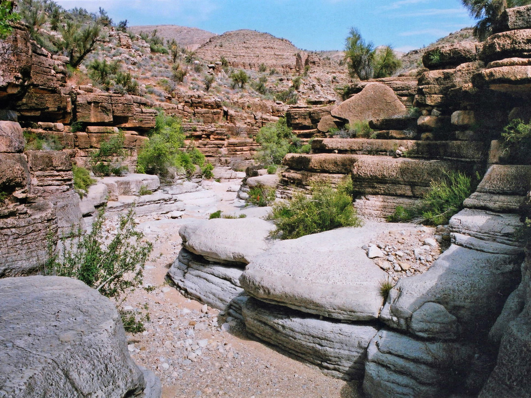 Shallow canyon