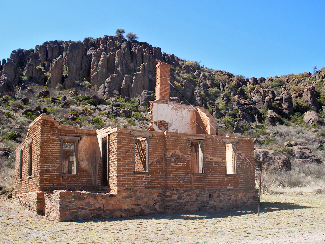 Officers quarters - ruin
