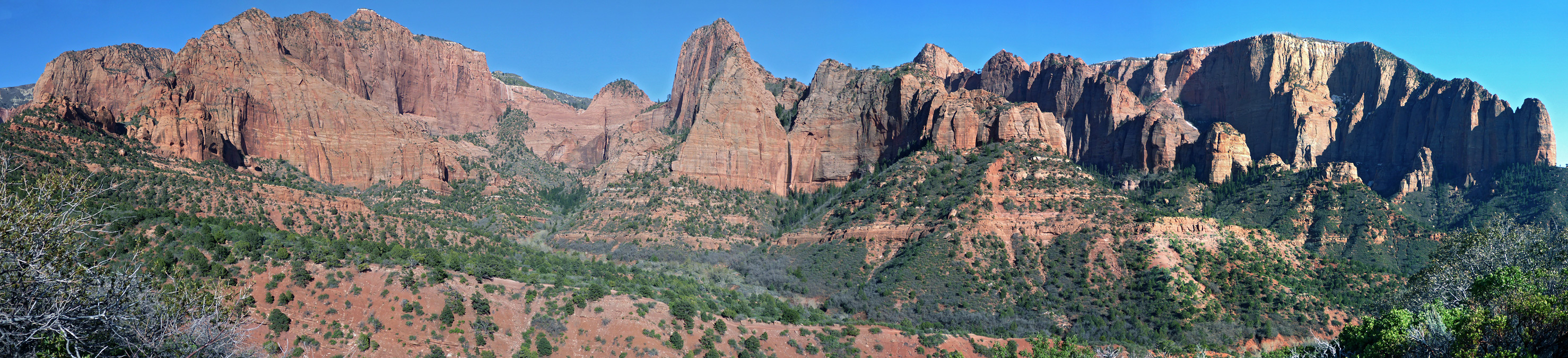 Cliffs and canyons above Timber Creek