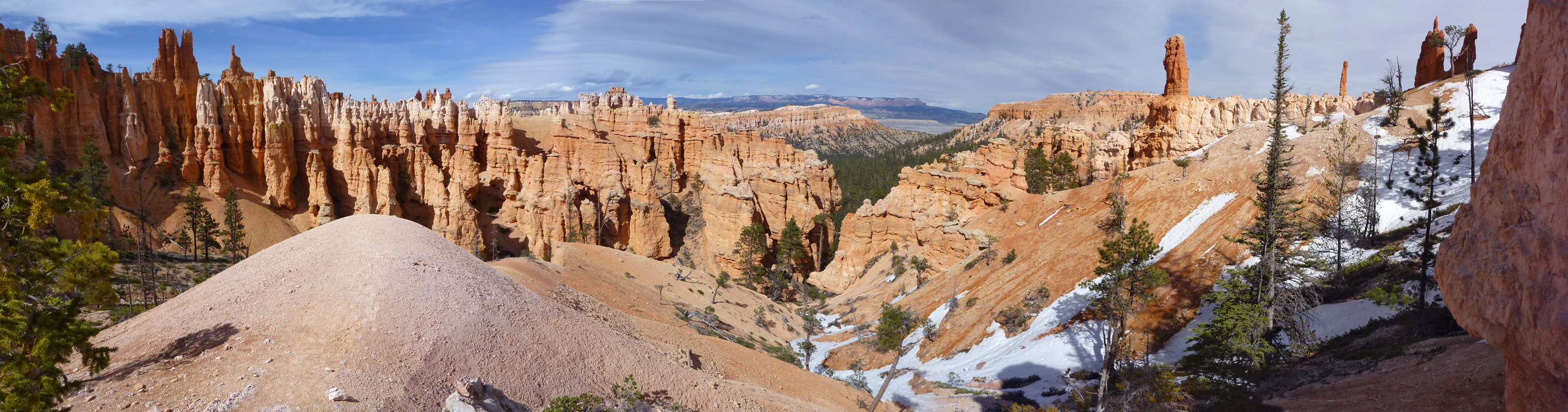 Patches of snow amongst the hoodoos