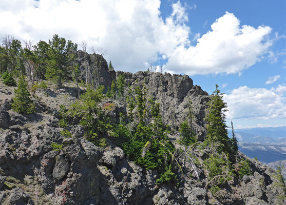 Rocks at the summit of Sepulcher Mountain