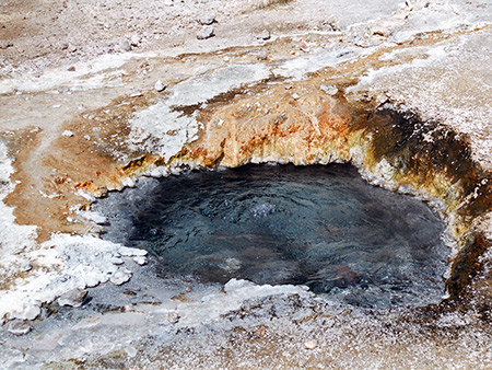 Bubbling pool