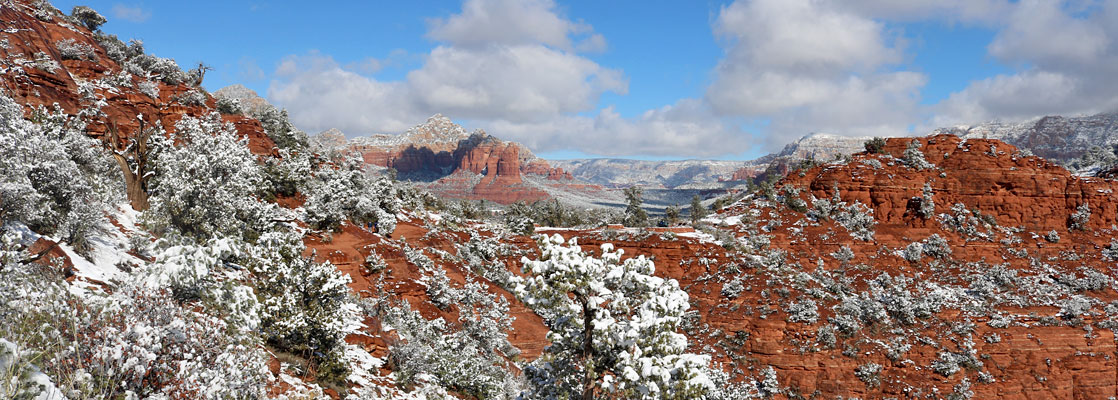 Red cliffs to the north of the Airport Loop Trail