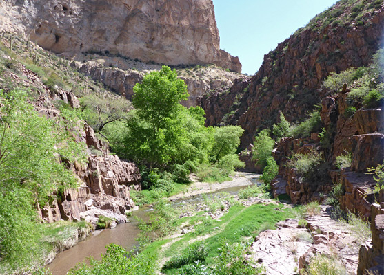 Cliff-lined section of the streamway