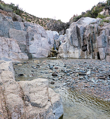 Cliffs around Camp Creek Falls