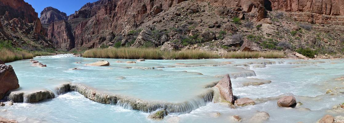 Aquamarine water in the Little Colorado River