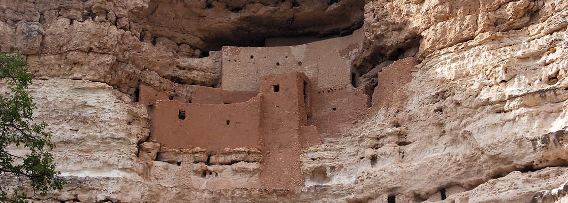 The main ruin at Montezuma Castle NM