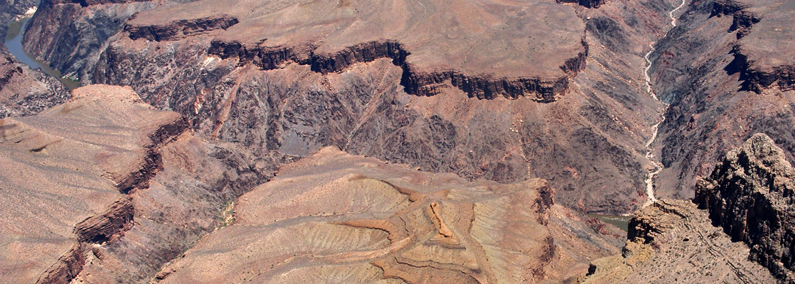 The Hermit Trail, between Cope Butte and Hermit Creek