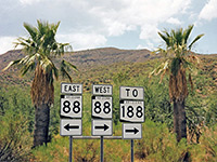 AZ 88 road signs