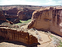 Cliffs above Antelope House Ruin