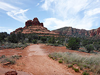 Wide trail approaching Bell Rock