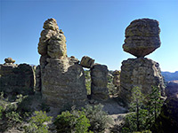 Big Balanced Rock, and other boulders