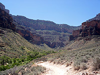 Trail north of Havasupai Gardens