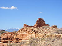 Ruins near Lomaki