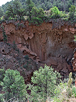 Travertine formations