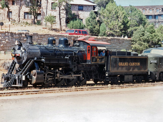 Grand Canyon train