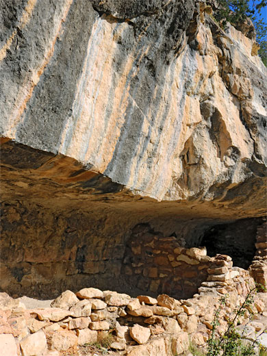 Streaked cliff