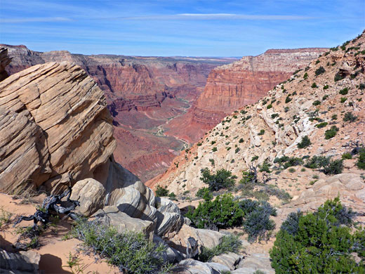Cliffs around the Paria River