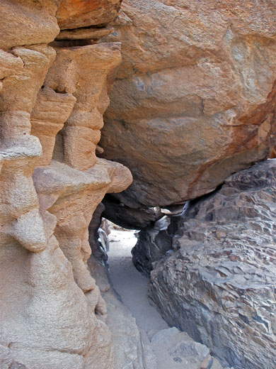 Natural tunnel