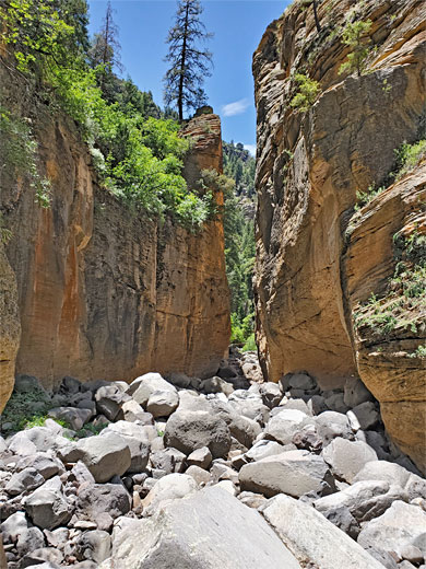 A narrow place