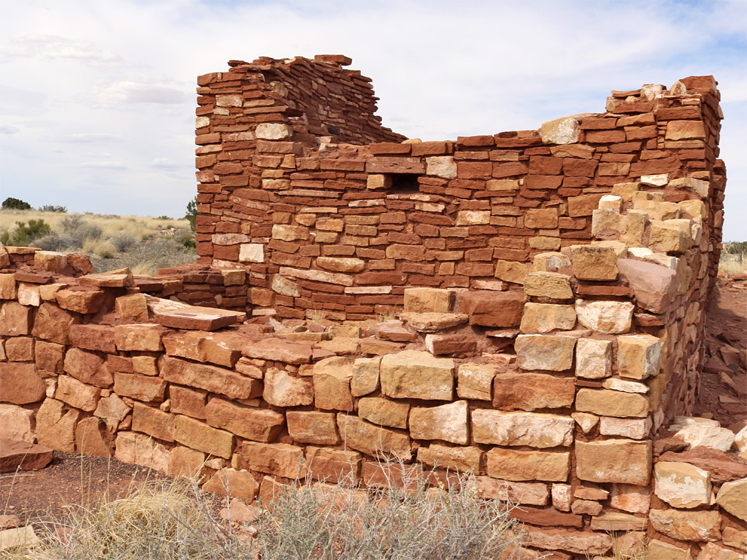 Rectangular structure