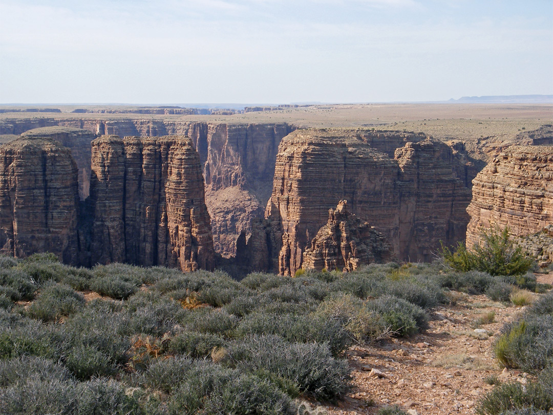 Canyon rim