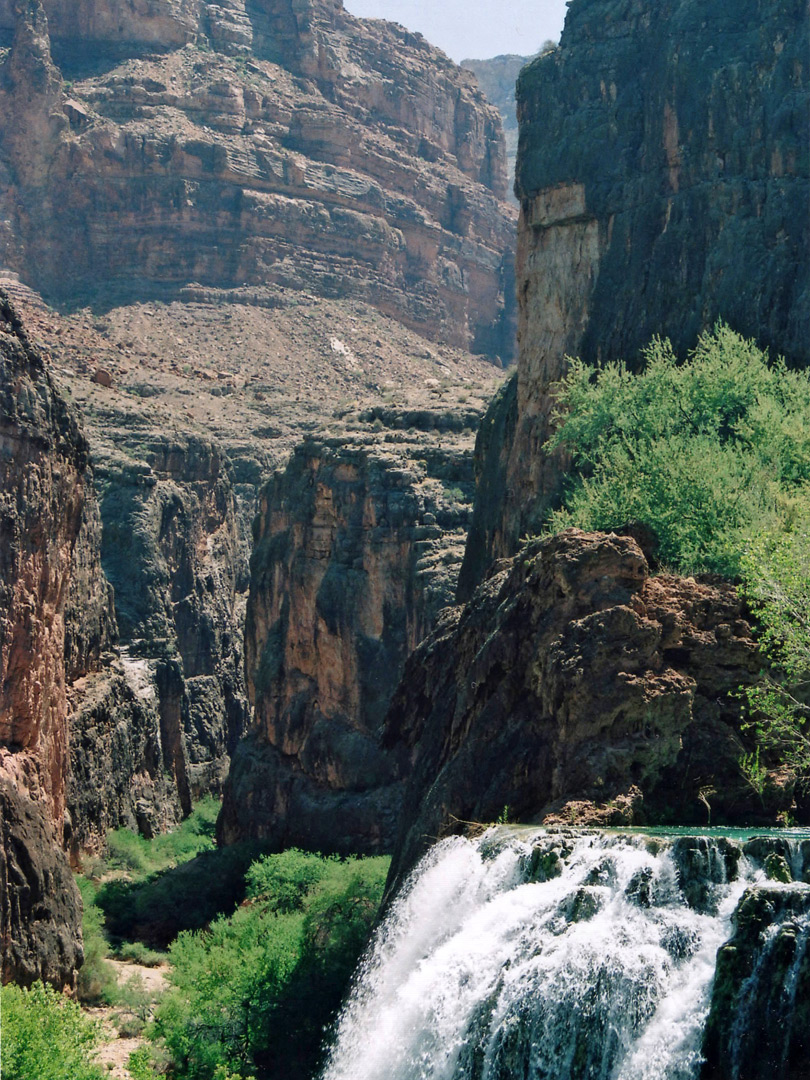 Carbonate Canyon