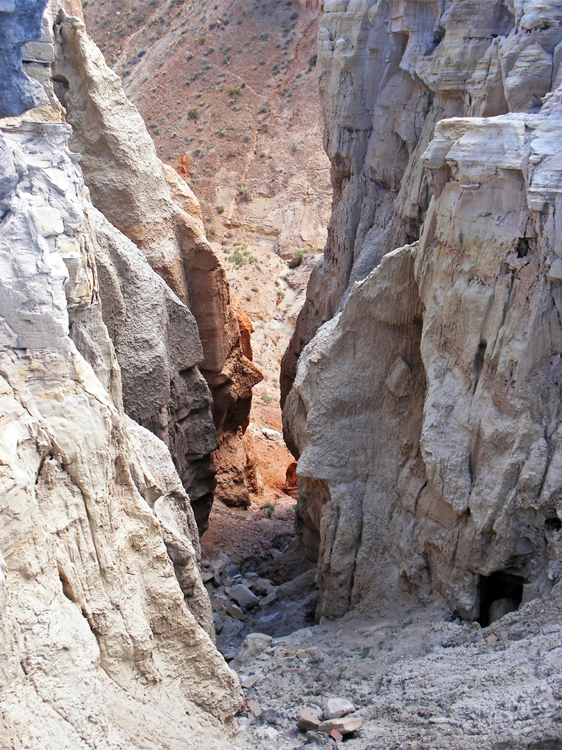 Narrow ravine