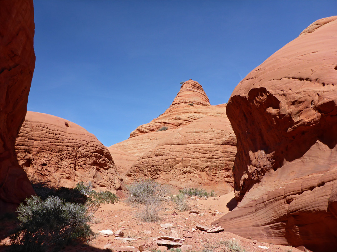 Sandstone mounds