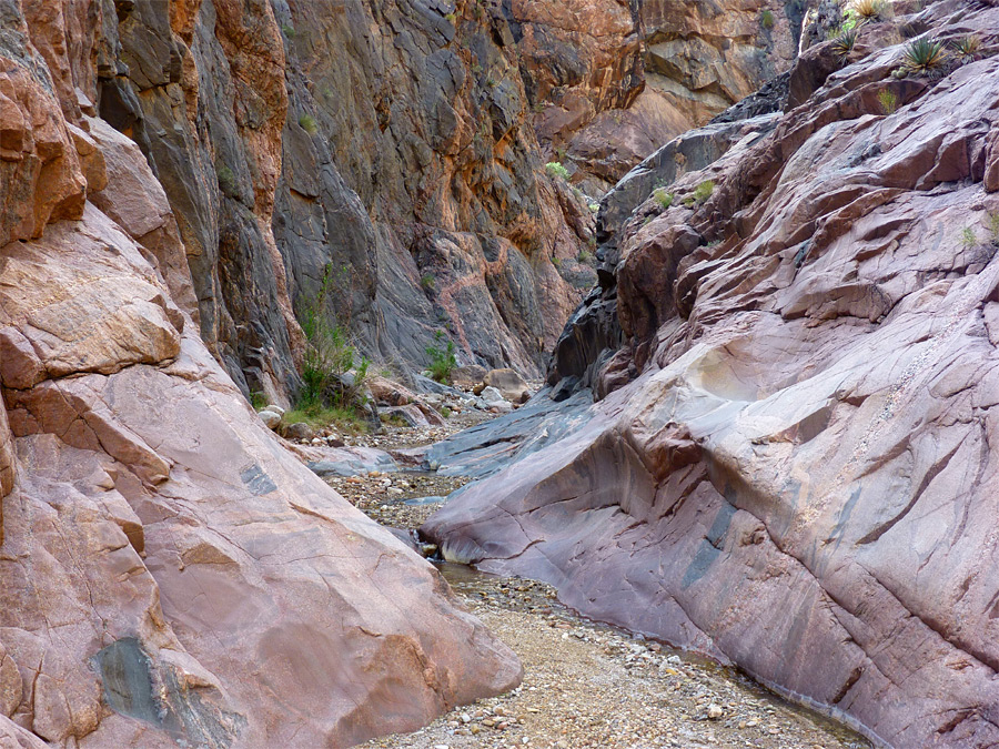 Smooth, pinkish rocks