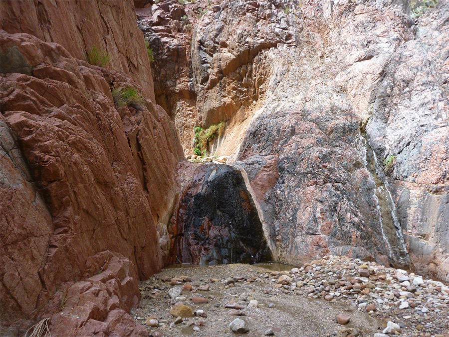 Cascade and pool