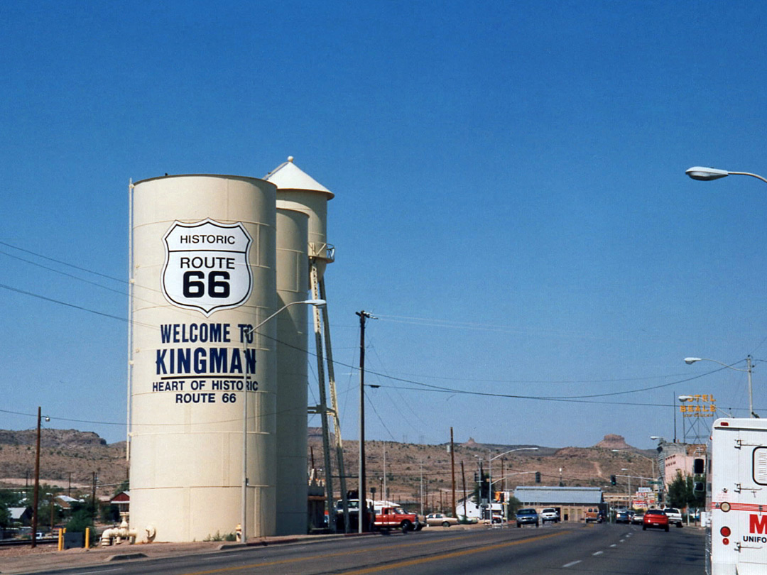 Beale Street, Kingman