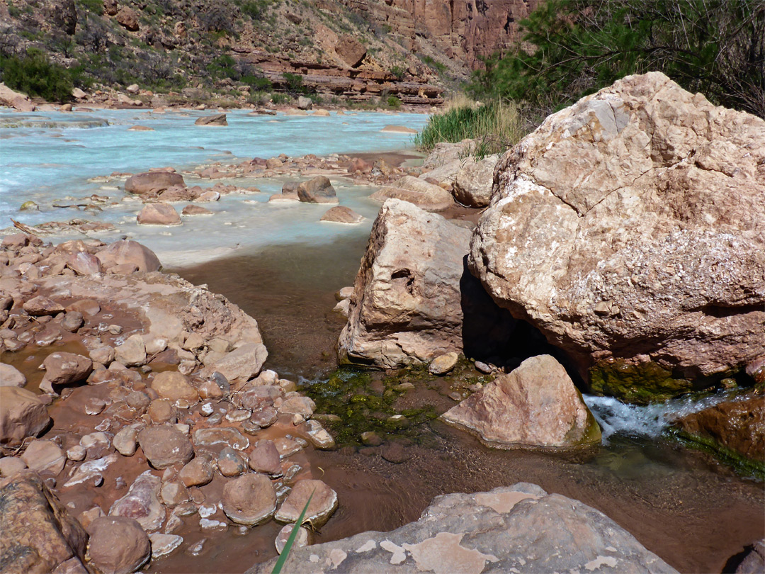 Big Canyon confluence