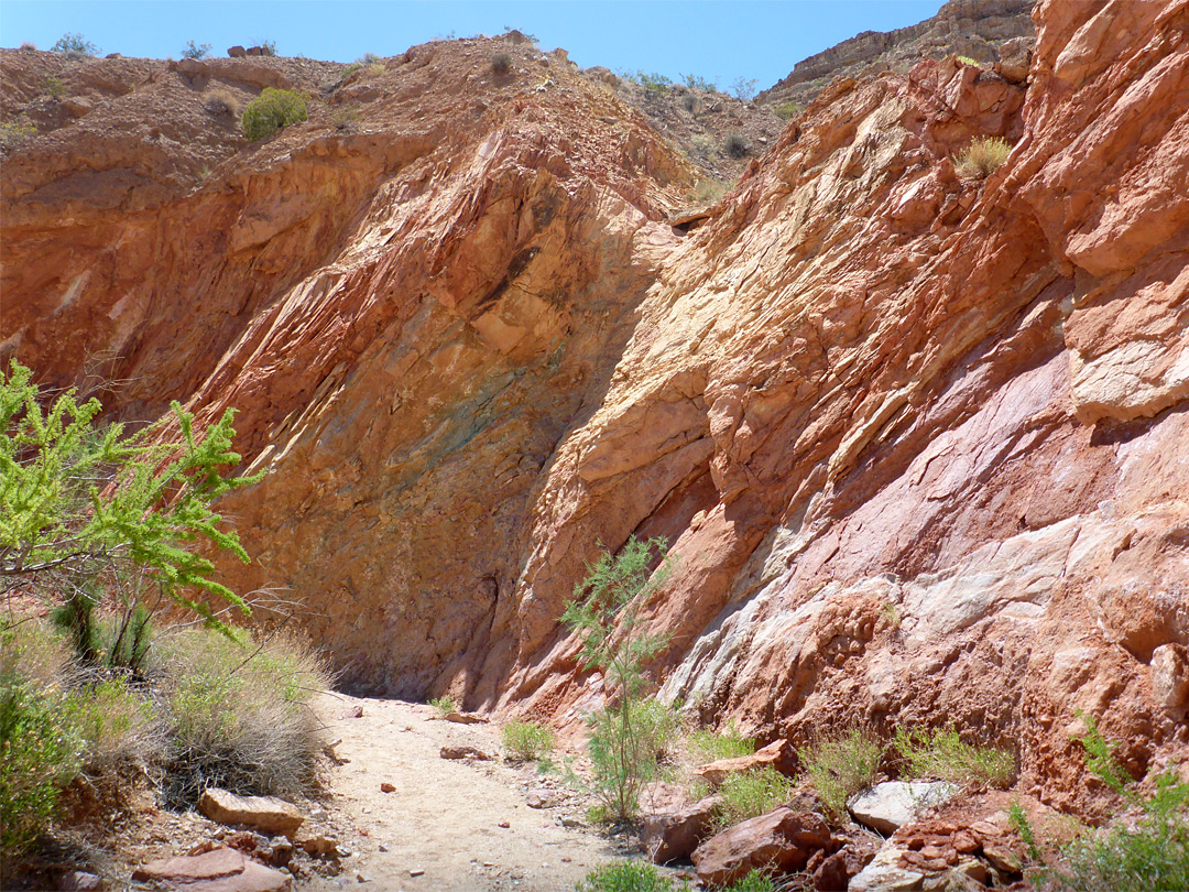 Multicolored cliff
