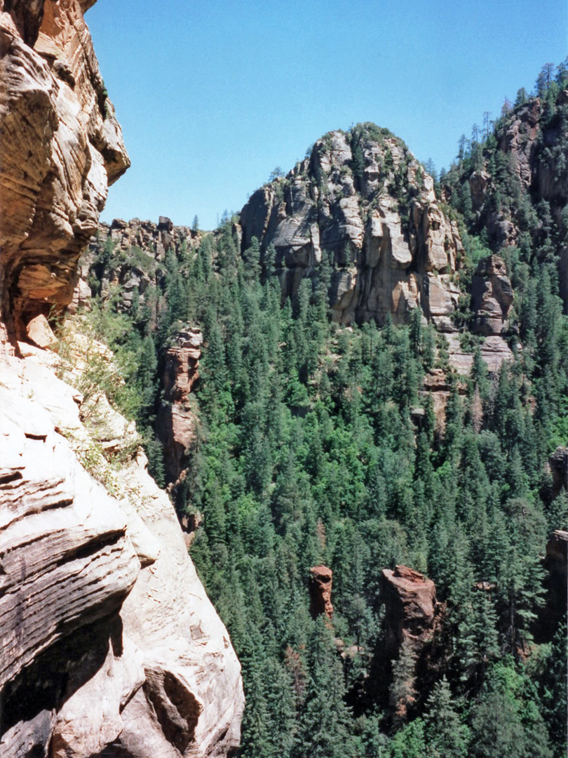 Cliffs near Sterling Pass