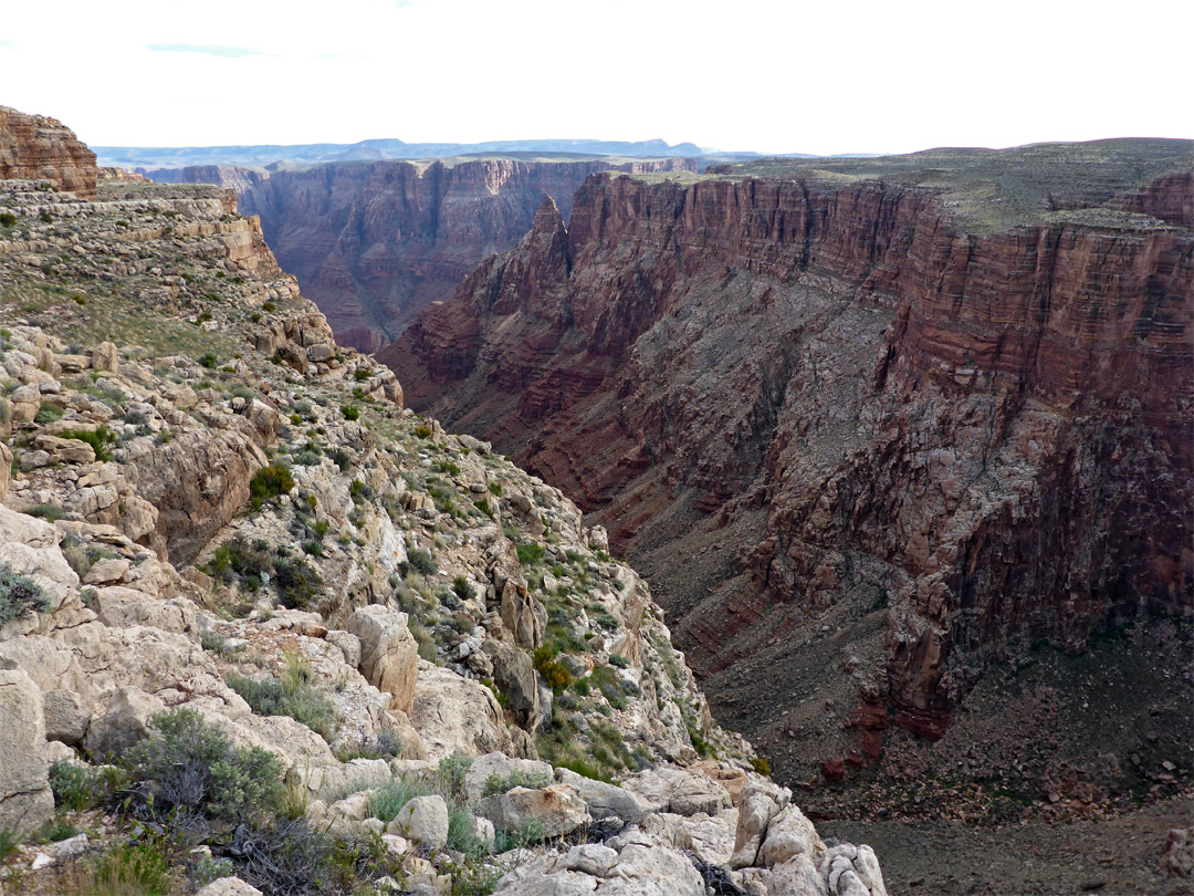 Canyon rims