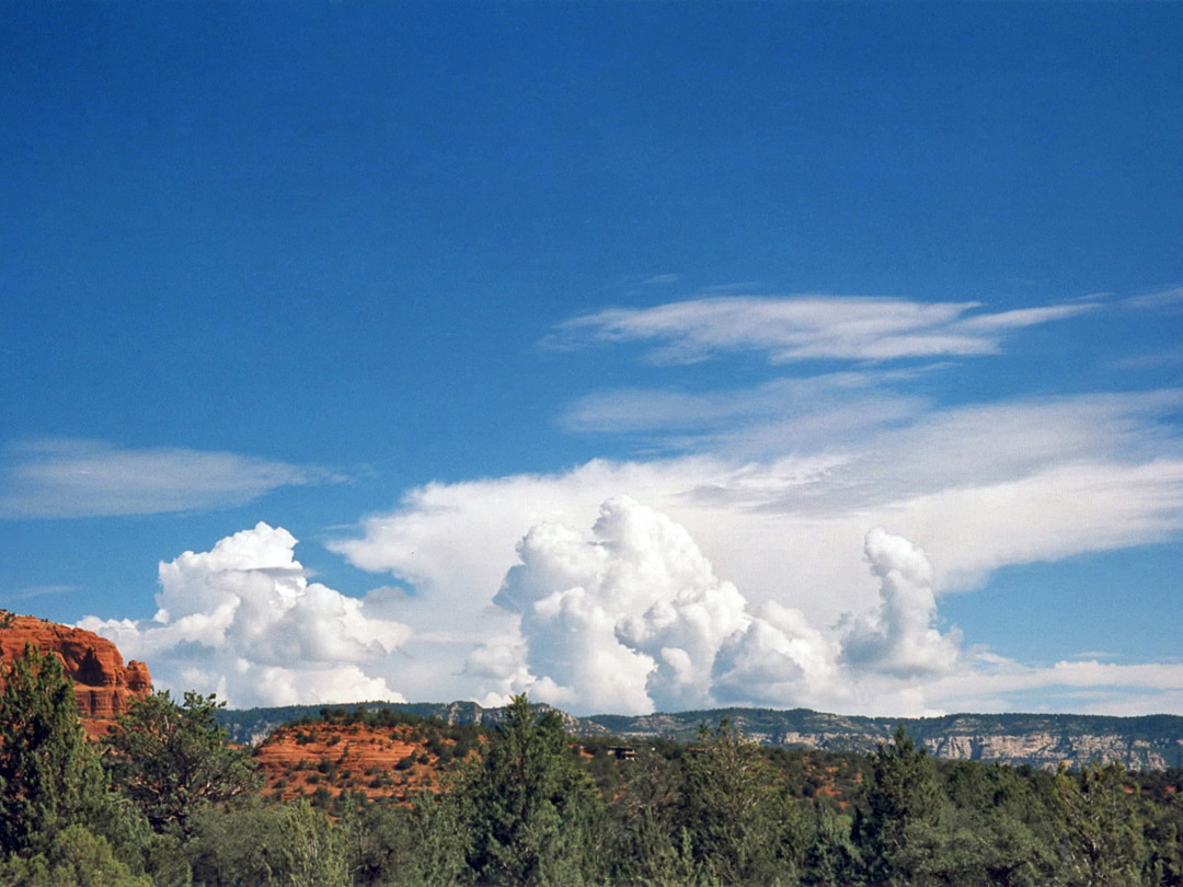 Beginnings of a thunderstorm